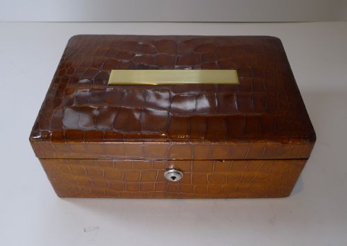 SMART ANTIQUE ENGLISH CROCODILE ALLIGATOR SKIN JEWELLERY BOX C1890 - ADDITIONAL PHOTO 2