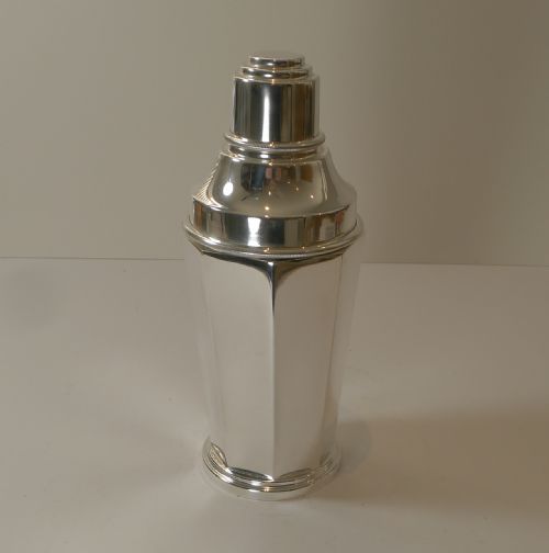 Unusual English Art Deco Cocktail Shaker C.1930