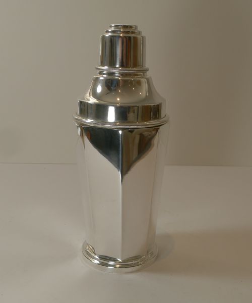 fig 1. Unusual English Art Deco Cocktail Shaker c.1930