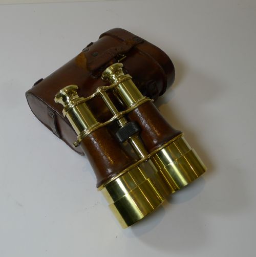 fig 2. WW1 Issued Antique French Binoculars Signed L. Petit, Paris