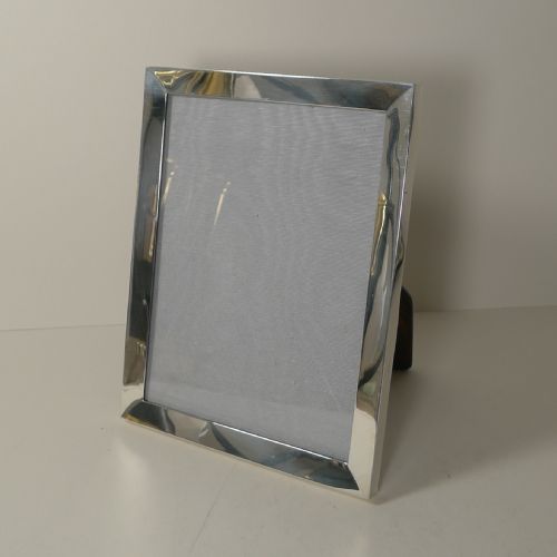 Quality Antique English Sterling Silver Photograph / Picture Frame