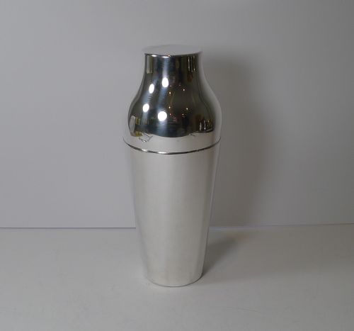 Two Part Modernist Cocktail Shaker by Orfèvrerie Christofle, Paris