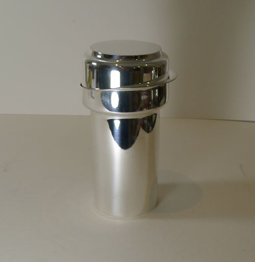 Vintage Italian Silver Plated Cocktail Shaker by Lino Sabattini C.1960