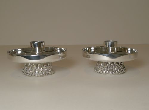 LIBERTY CO PAIR MODERNIST SILVER PLATED CANDLESTICKS C 1950 1960 - ADDITIONAL PHOTO 1