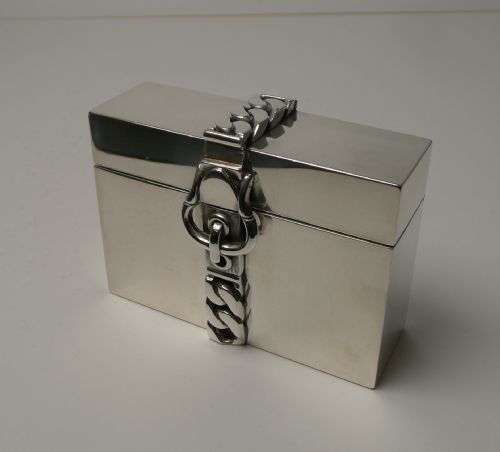 MODERNIST ITALIAN 800 SILVER SMALL PLAYING CARD BOX C19501960
