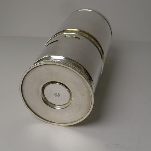 fig 1. Italian Recipe Cocktail Shaker by MACABO CUSANO MILANINO