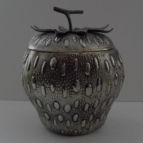 fig 1. Italian Novelty Ice Bucket by Mauro Manetti c.1960 - Strawberry