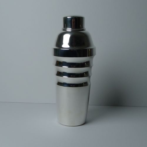 Art Deco Cocktail Shaker in Silver Plate - Switzerland C.1930's