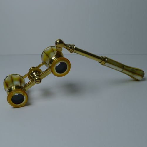 PAIR FRENCH GOLDEN MOTHER OF PEARL OPERA GLASSES C1900 - ADDITIONAL PHOTO 1