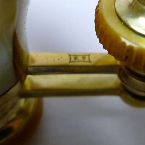PAIR FRENCH GOLDEN MOTHER OF PEARL OPERA GLASSES C1900 - ADDITIONAL PHOTO 4
