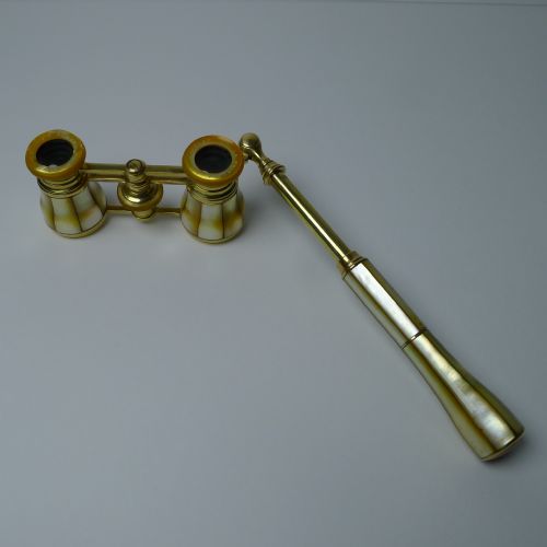 PAIR FRENCH GOLDEN MOTHER OF PEARL OPERA GLASSES C1900 - ADDITIONAL PHOTO 5