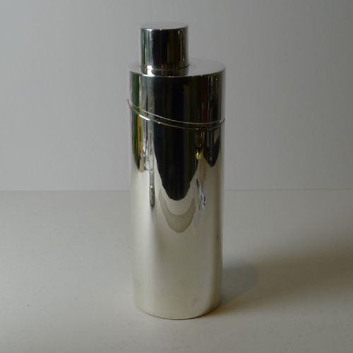 Lino Sabattini for Christofle - "Windsor" Cocktail Shaker Designed in 1956