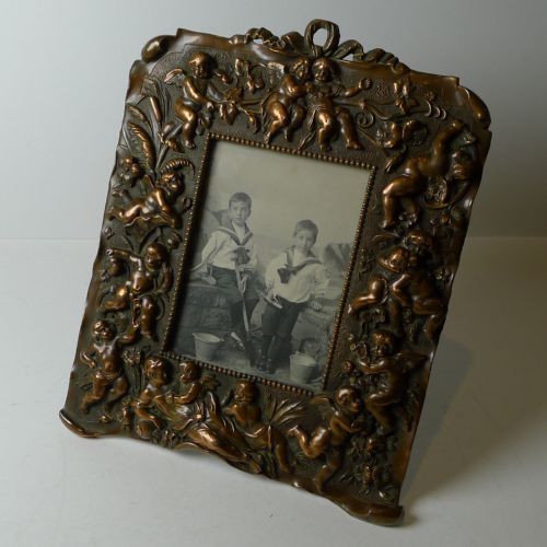 MAGNIFICENT LARGE ANTIQUE FRENCH PHOTOGRAPH PICTURE FRAME C1900 CHERUBS - ADDITIONAL PHOTO 1