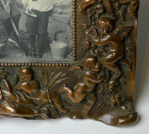 MAGNIFICENT LARGE ANTIQUE FRENCH PHOTOGRAPH PICTURE FRAME C1900 CHERUBS - ADDITIONAL PHOTO 4