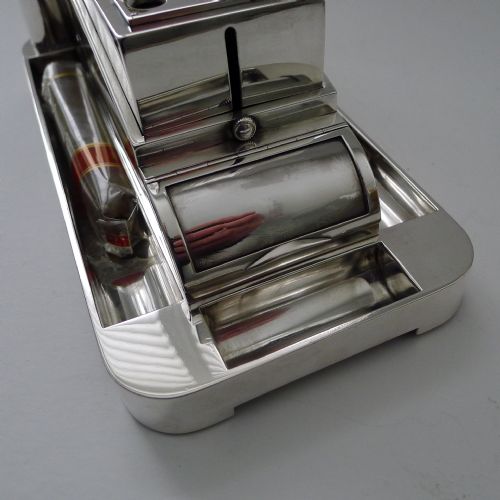 RARE ENGLISH VICTORIAN SILVER CIGAR COMPENDIUM ON WHEELS - ADDITIONAL PHOTO 6