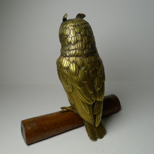 LARGE ANTIQUE ENGLISH BRASS OWL INKWELL C1890 - ADDITIONAL PHOTO 2