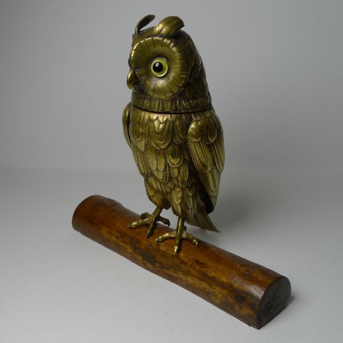 LARGE ANTIQUE ENGLISH BRASS OWL INKWELL C1890 - ADDITIONAL PHOTO 3