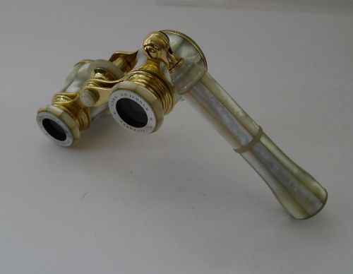 fig 1. Fabulous Pair Antique French Mother of Pearl Opera Glasses c.1910 - Lorgnette Handle