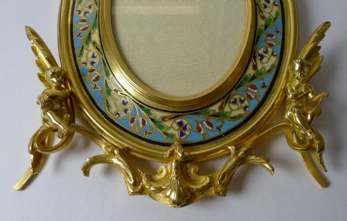 FINE ANTIQUE FRENCH GILDED BRONZE AND CHAMPLEVE ENAMEL PHOTOGRAPH FRAME C1890 CHERUBS - ADDITIONAL PHOTO 6
