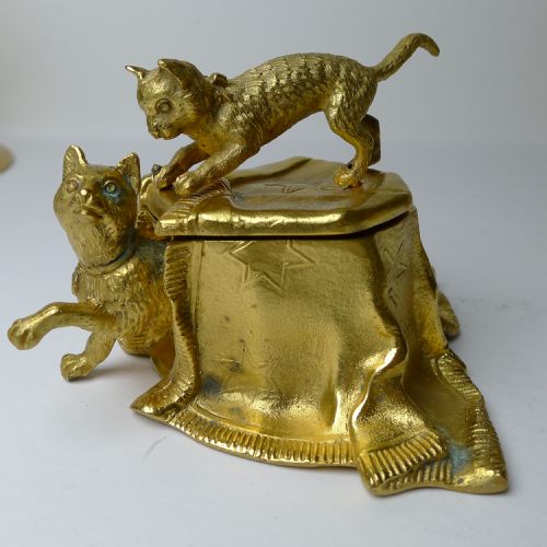 PLAYING CATS OR KITTENS GILDED BRONZE DESK SET C1890 - ADDITIONAL PHOTO 12