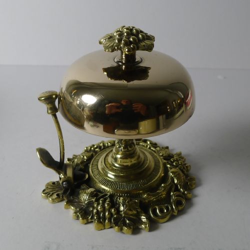 ANTIQUE ENGLISH POLISHED BRASS COUNTER DESK BELL C1890 - ADDITIONAL PHOTO 5