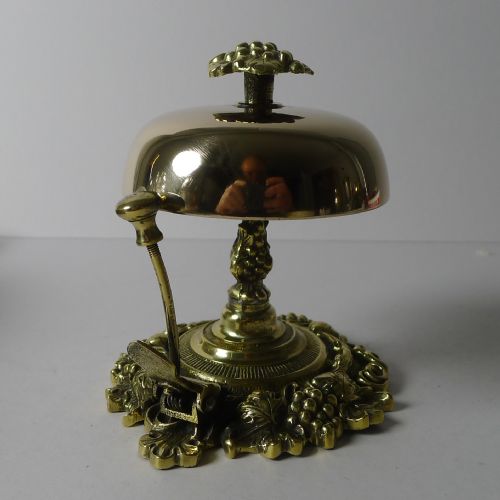 ANTIQUE ENGLISH POLISHED BRASS COUNTER DESK BELL C1890 - ADDITIONAL PHOTO 6
