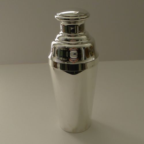 Large French Art Deco Silver Plated Cocktail Shaker C.1930's