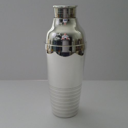 Large Smart French Art Deco Cocktail Shaker c.1930