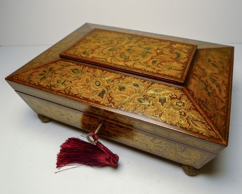 STUNNING ANTIQUE ENGLISH REGENCY PENWORK GAMES BOX C1820 - ADDITIONAL PHOTO 1