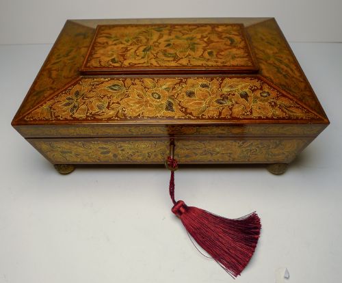 STUNNING ANTIQUE ENGLISH REGENCY PENWORK GAMES BOX C1820 - ADDITIONAL PHOTO 4