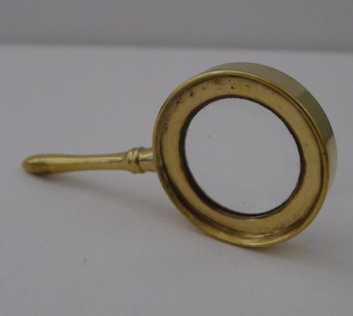 SMALL ANTIQUE ENGLISH BRASS MAGNIFYING GLASS C1910 - ADDITIONAL PHOTO 2