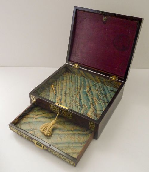 ENGLISH REGENCY ROSEWOOD DESK JEWELLERY BOX CUT BRASS INLAID C1820 - ADDITIONAL PHOTO 11