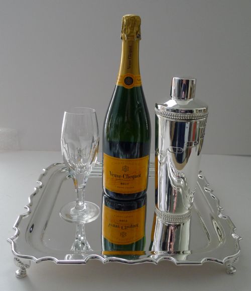 ANTIQUE SQUARE SILVER PLATED COCKTAIL DRINKS TRAY BY WALKER HALL C1920 - ADDITIONAL PHOTO 3