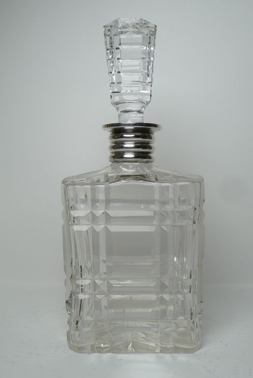 STRIKING ENGLISH CUT CRYSTAL AND STERLING SILVER ART DECO DECANTER 1935 - ADDITIONAL PHOTO 7