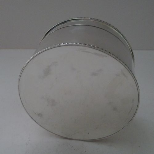 ENGLISH GEORGE V SOLID STERLING SILVER BISCUIT BOX 1910 - ADDITIONAL PHOTO 9
