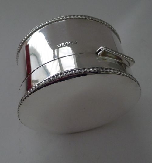 ENGLISH GEORGE V SOLID STERLING SILVER BISCUIT BOX 1910 - ADDITIONAL PHOTO 10