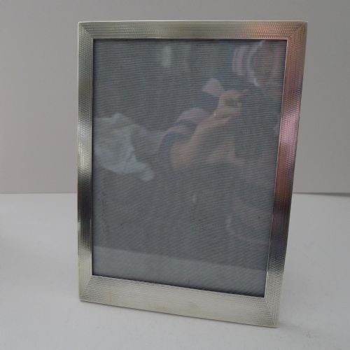 LARGE ENGLISH SILVER ENGINETURNED PHOTOGRAPH FRAME - ADDITIONAL PHOTO 1