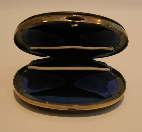 fig 1. Antique Tortoise Shell Coin Purse - Silver Pique Inlay