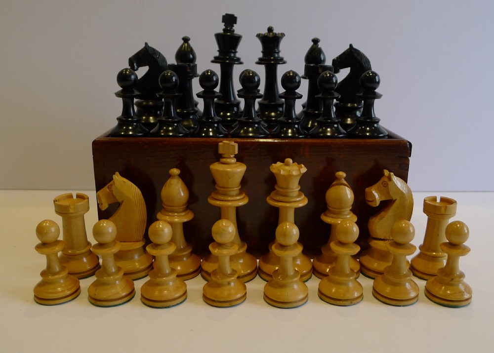 Large Antique English Weighted Boxwood Chess Set With Storage Box c.1910