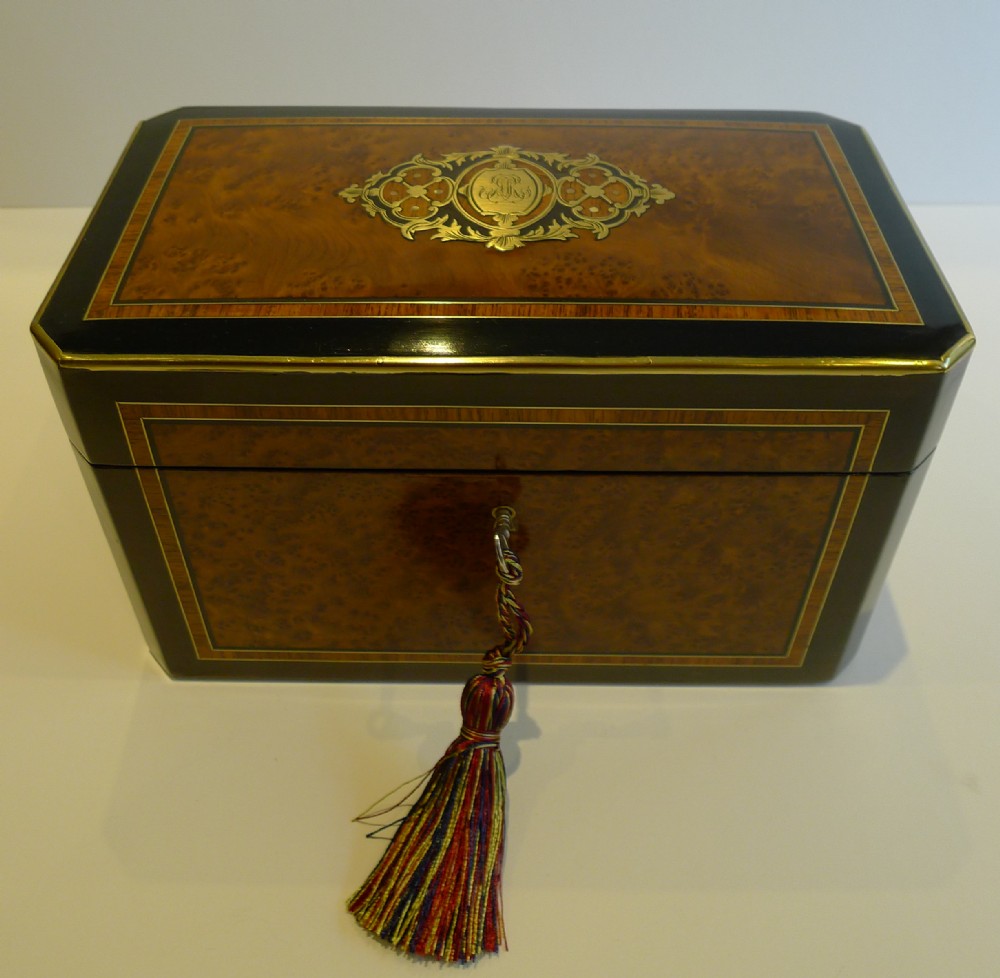 Stunning Inlaid French Burr Cedar Tea Caddy - Brass Mounted c.1860