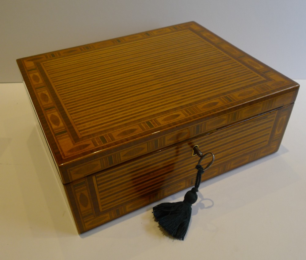 Magnificent & Elegant Sheraton Harewood Table Box c.1780