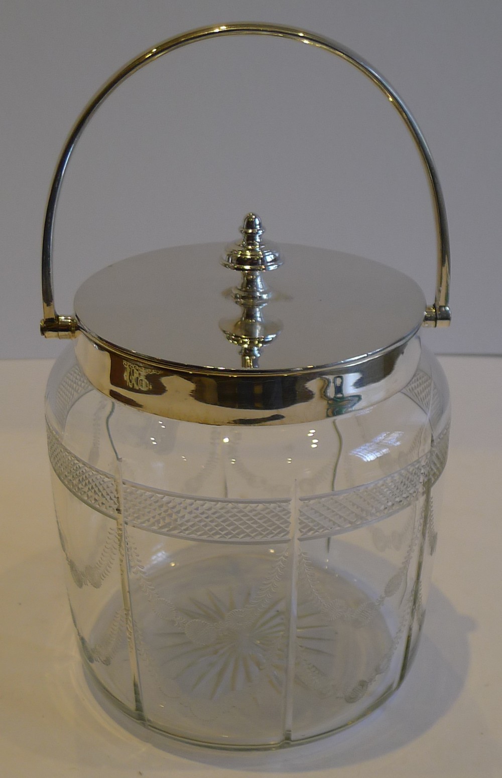Antique English Garland Engraved Biscuit Box or Barrel c.1890