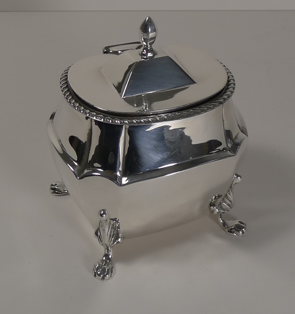 Quality Antique English Sterling Silver Tea Caddy - 1901
