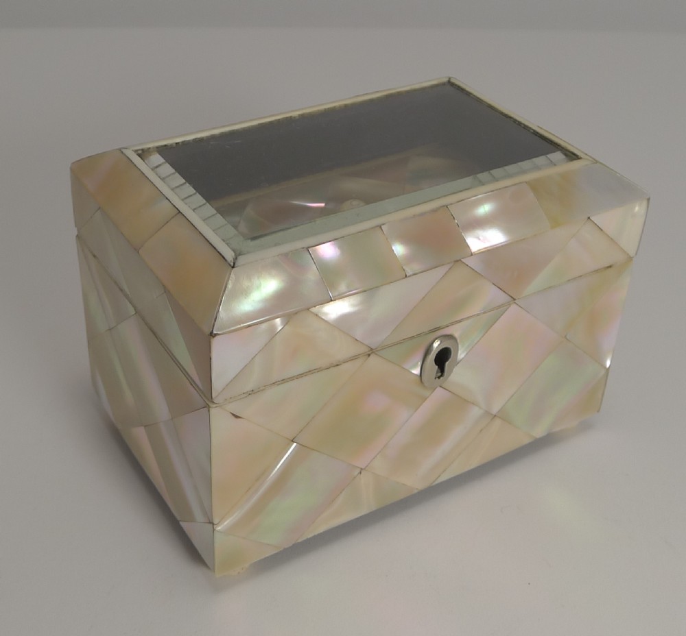 Antique English Single Compartment Tea Caddy In Mother of Pearl c.1860