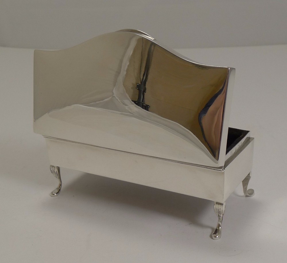 Smart and Elegant English Sterling Silver Jewellery Box - 1922