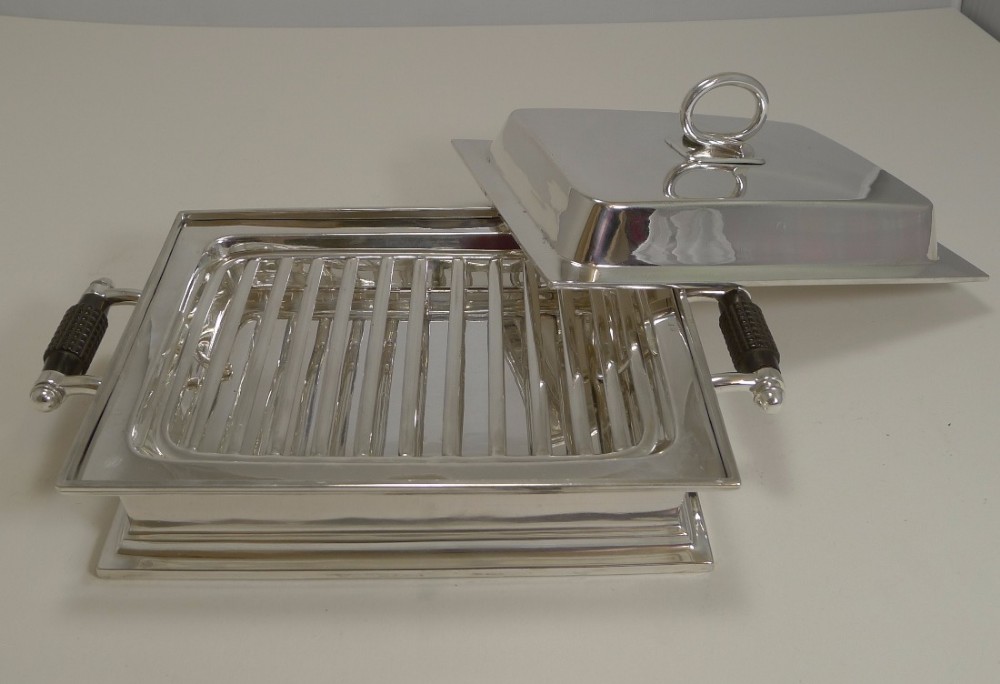 Fine Quality Antique English Asparagus Chafing Dish by Elkington In Silver Plate