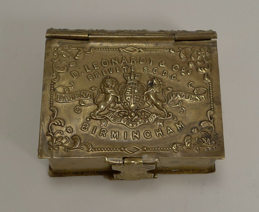 Victorian English Pen Nib Box by D. Leonardt & Co. - Form Of A Book