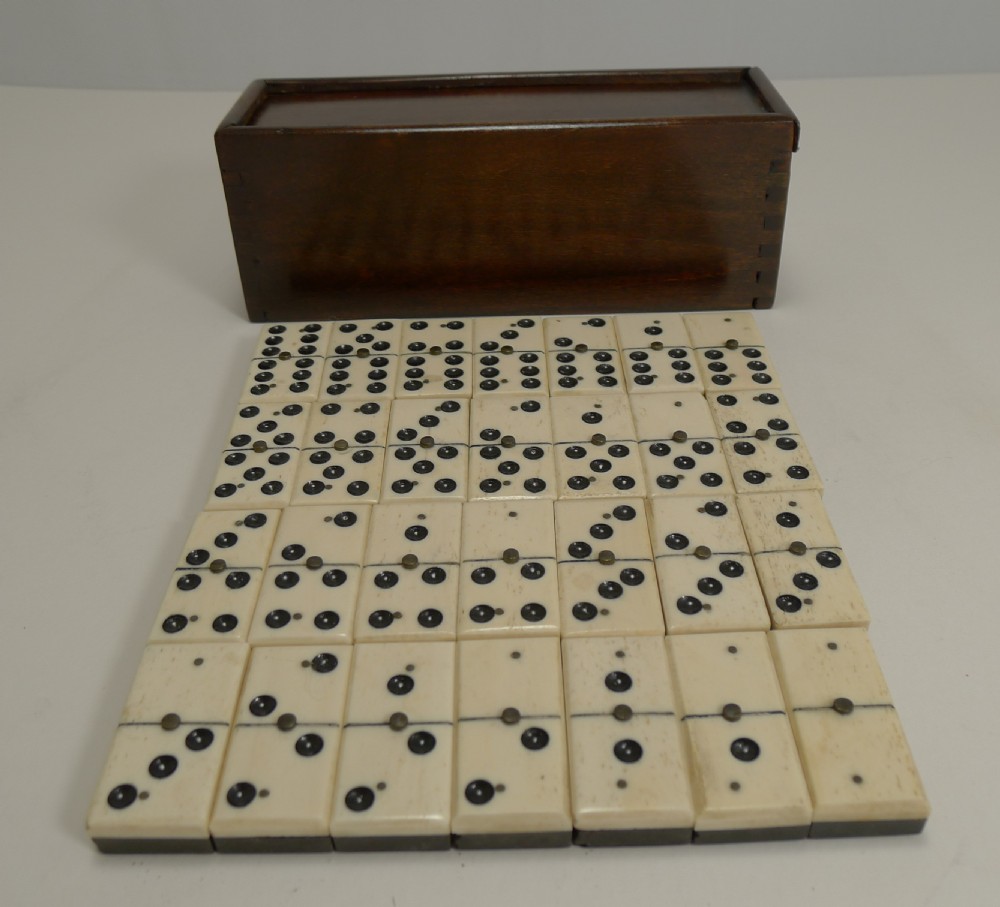 Antique English Boxed Set Bone & Ebony Wood Dominoes c.1890 View VIII