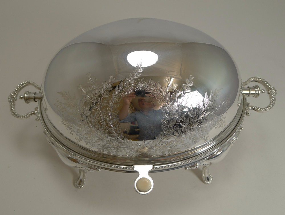 Fine Quality English Silver Plated Breakfast Dish - Fern Engraved - 1891 View II