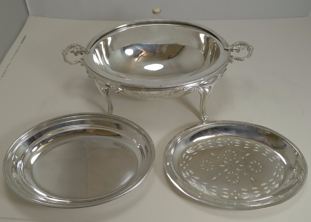 Fine Quality English Silver Plated Breakfast Dish - Fern Engraved - 1891 View V